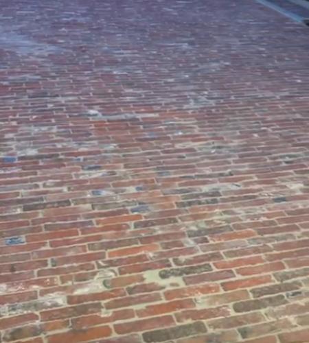 LA GRANDE COCO : LE RÉEMPLOI DES BRIQUES AU COEUR DE L'AMÉNAGEMENT PAYSAGER