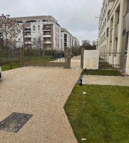 AMÉNAGEMENT PAYSAGER DE LA RÉSIDENCE UNIVERSITAIRE 