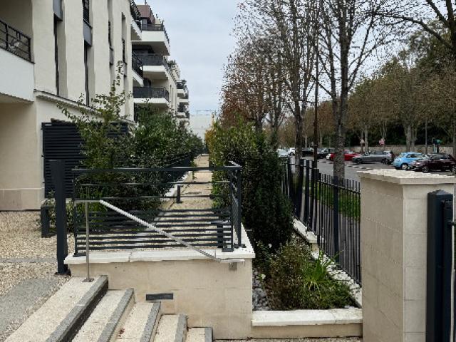 DOMAINE SYLLY - AMÉNAGEMENT PAYSAGER DU PARC PRIVÉ DE 8 000 M2 À CHÂTENAY-MALABRY